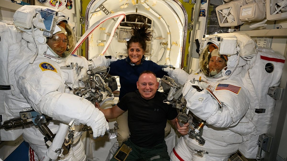 X/@NASA : Sunita Williams and Butch Wilmore at the ISS | 